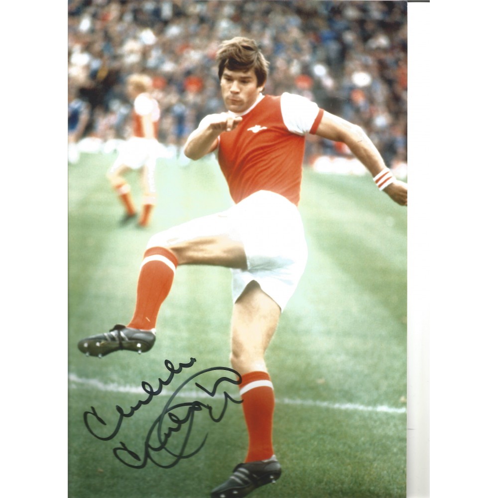 Malcolm Mcdonald Arsenal Signed 10 x 8 inch football photo. Malcolm Mcdonald Arsenal Signed 10 x 8 inch football photo.