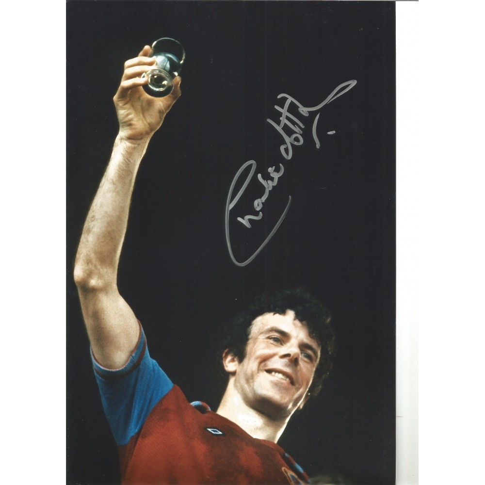 Charlie Aitken Aston Villa Signed 10 x 8 inch football photo. Charlie Aitken Aston Villa Signed 10 x 8 inch football photo.