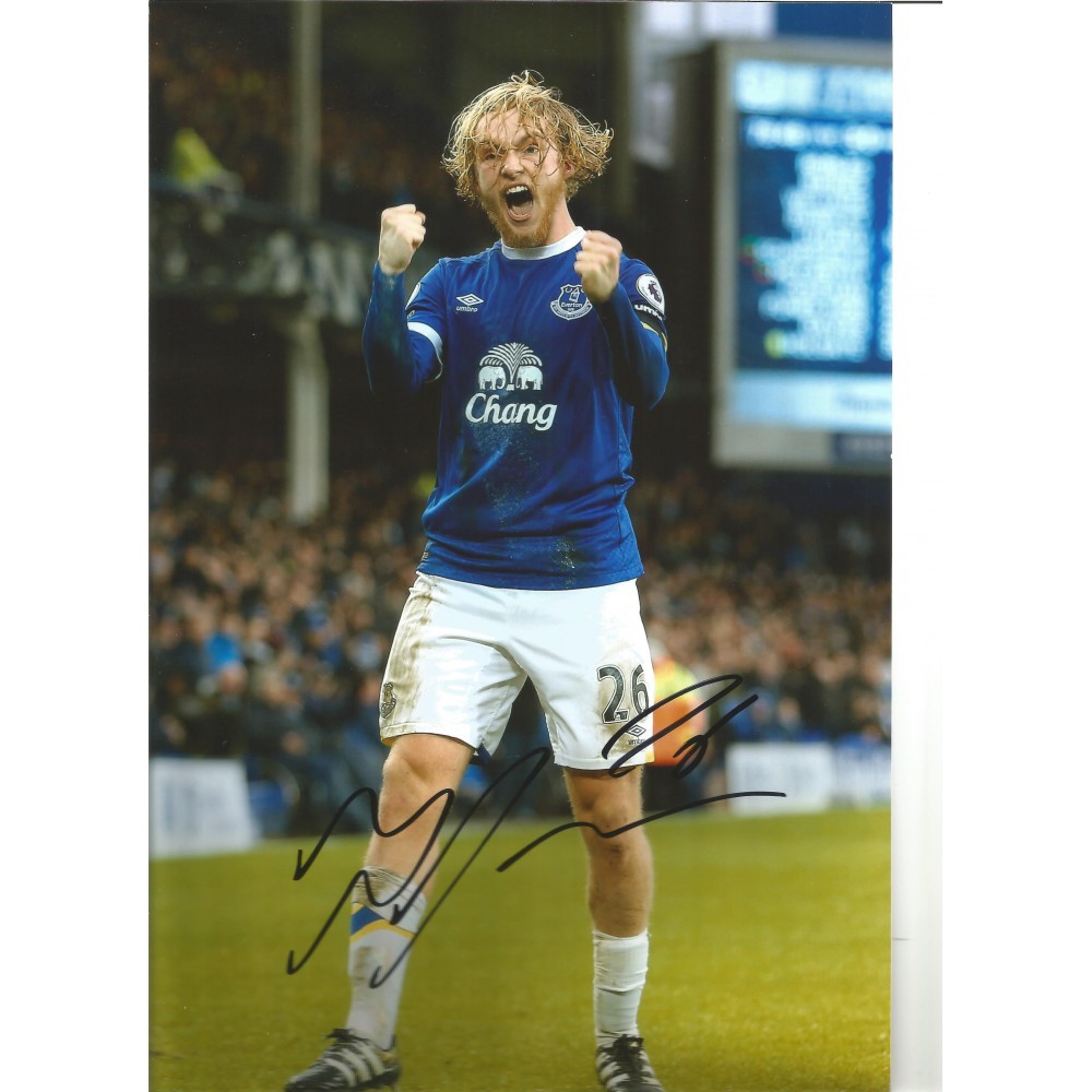 Tom Davies Everton Signed 10 x 8 inch football photo. Tom Davies Everton Signed 10 x 8 inch football photo.