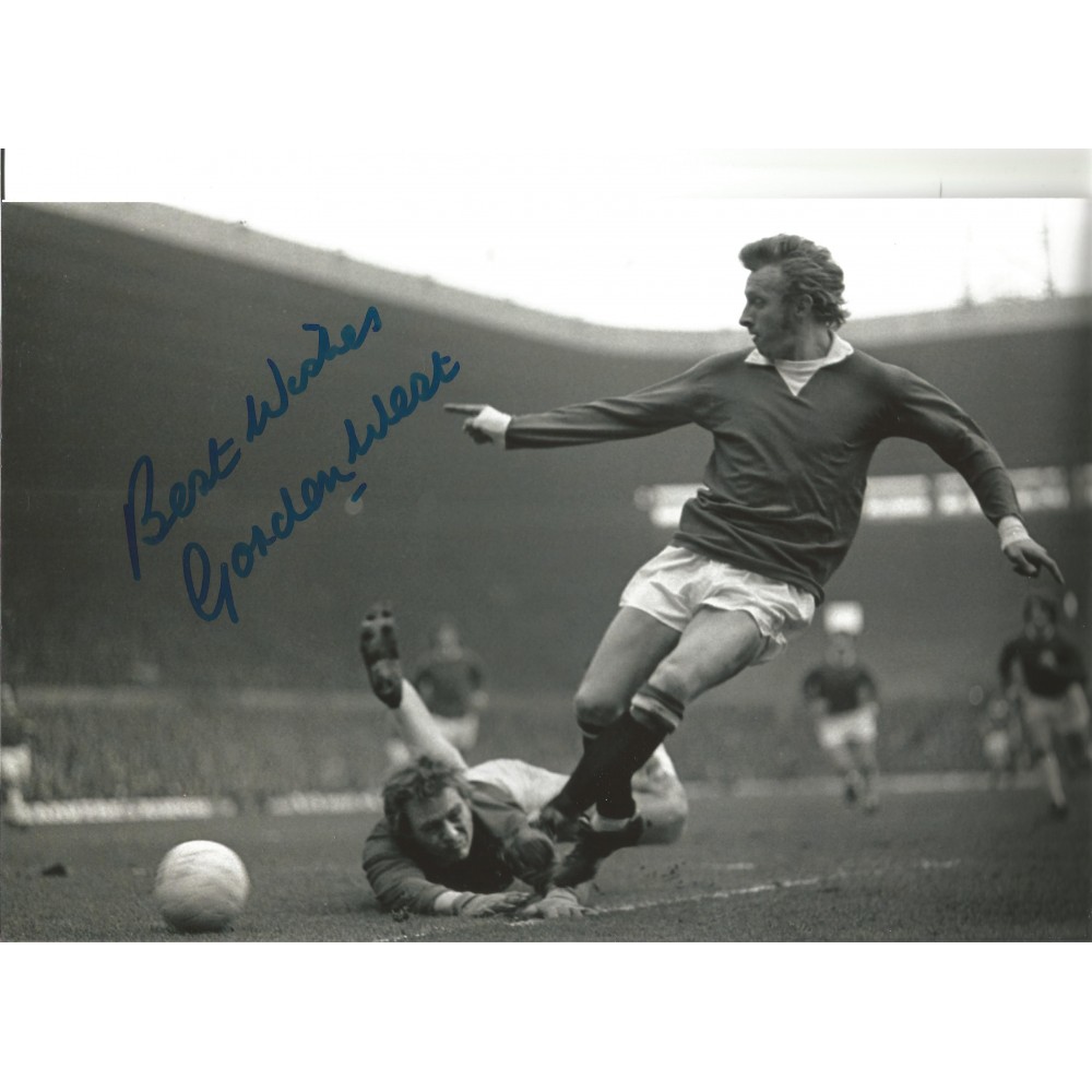 Gordon West Everton Signed 10 x 8 inch football photo. Gordon West Everton Signed 10 x 8 inch football photo.