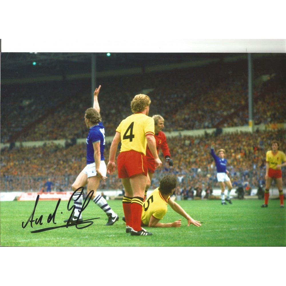 Andy Gray Everton Signed 10 x 8 inch football photo. Andy Gray Everton Signed 10 x 8 inch football photo.
