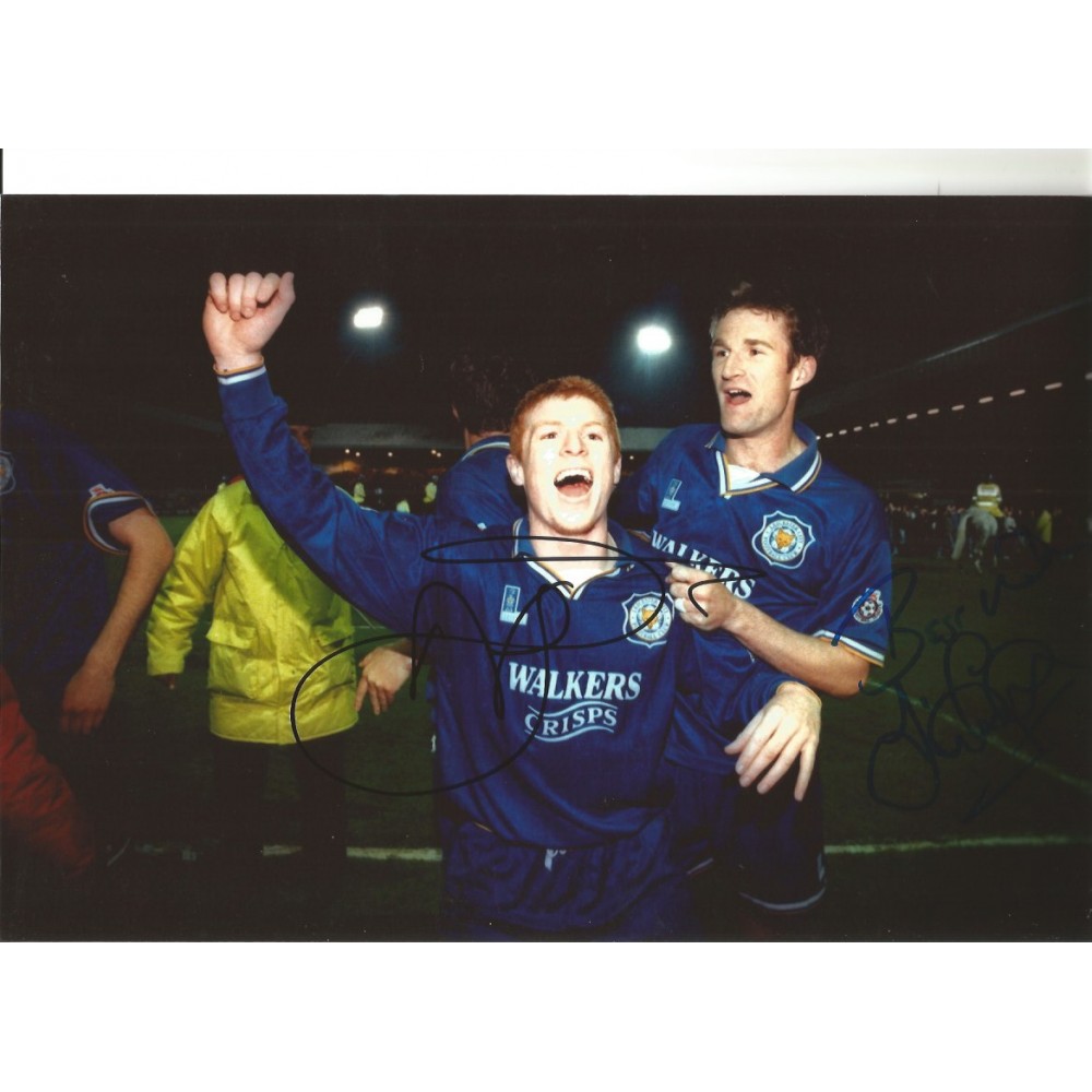 Simon Grayson and Neil Lennon Leicester City Signed 10 x 8 inch football photo. Simon Grayson and Neil Lennon Leicester City Signed 10 x 8 inch football photo.