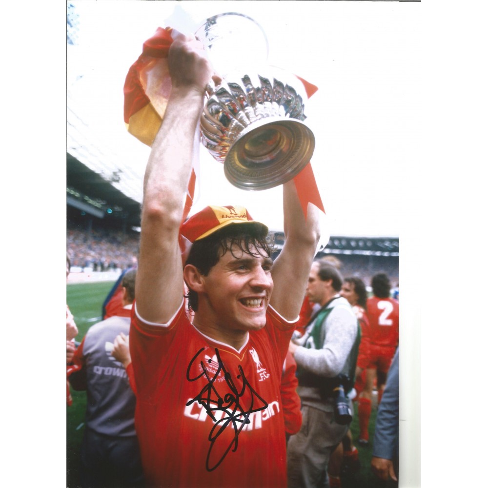 Jim Beglin Liverpool Signed 10 x 8 inch football photo. Jim Beglin Liverpool Signed 10 x 8 inch football photo.