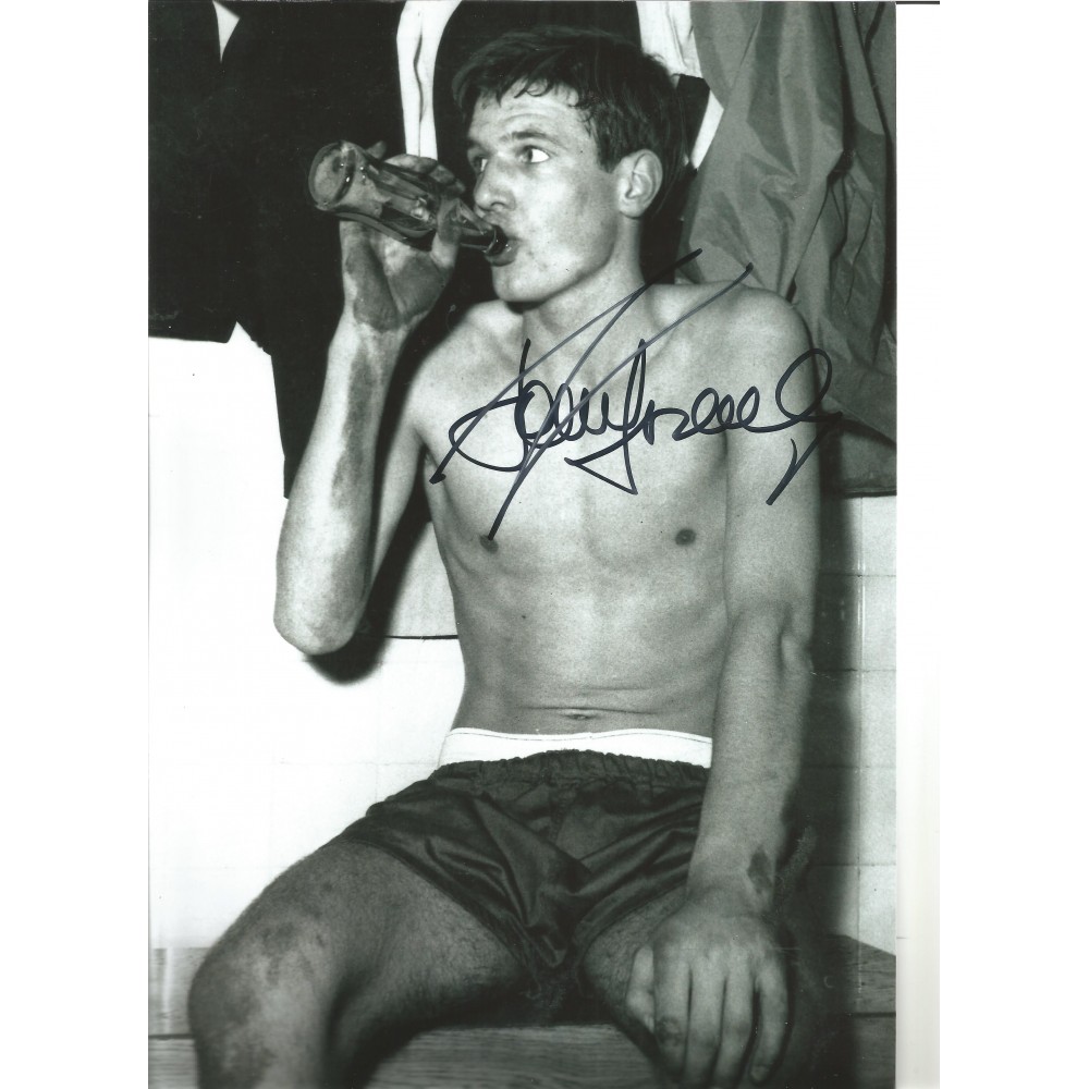 Joey Jones Liverpool Signed 10 x 8 inch football photo. Joey Jones Liverpool Signed 10 x 8 inch football photo.