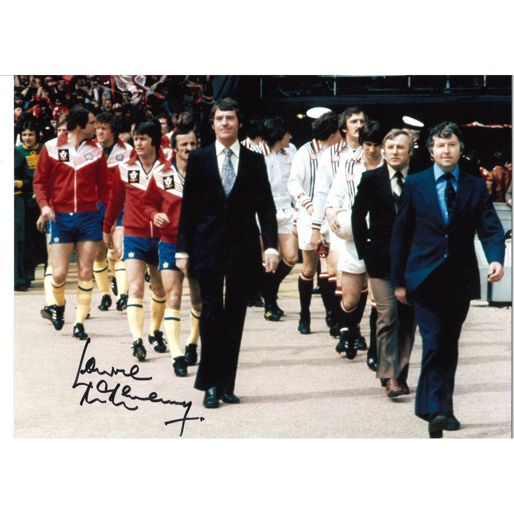Lawrie McMenemy Southampton Signed 16 x 12 inch football photo.