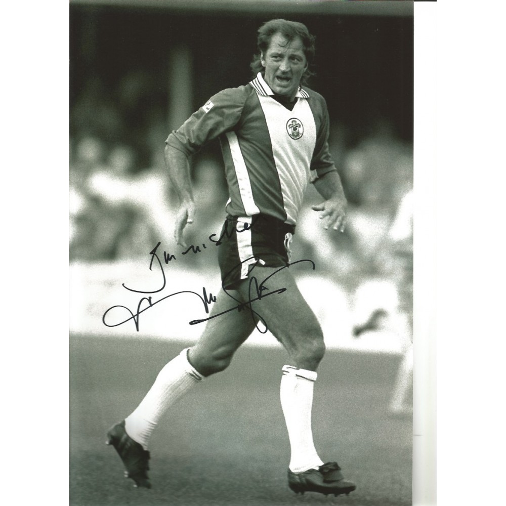 Frank Worthington Southampton Signed 10 x 8 inch football photo.
