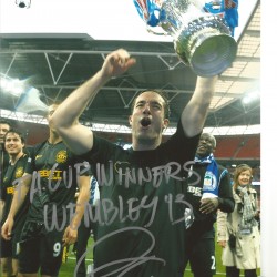 Paul Scharner Wigan Signed 10 x 8 inch football photo. Paul Scharner Wigan Signed 10 x 8 inch football photo.
