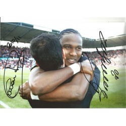 Hugo Rodallega and Roberto Martinez Wigan Signed 10 x 8 inch football photo.