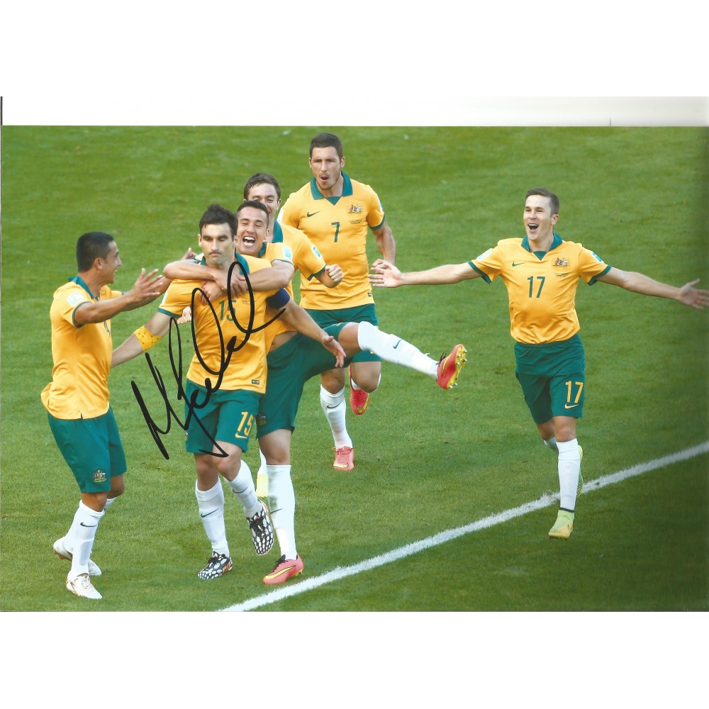 Mile Jedinak Australia Signed 10 x 8 inch football photo. Mile Jedinak Australia Signed 10 x 8 inch football photo.