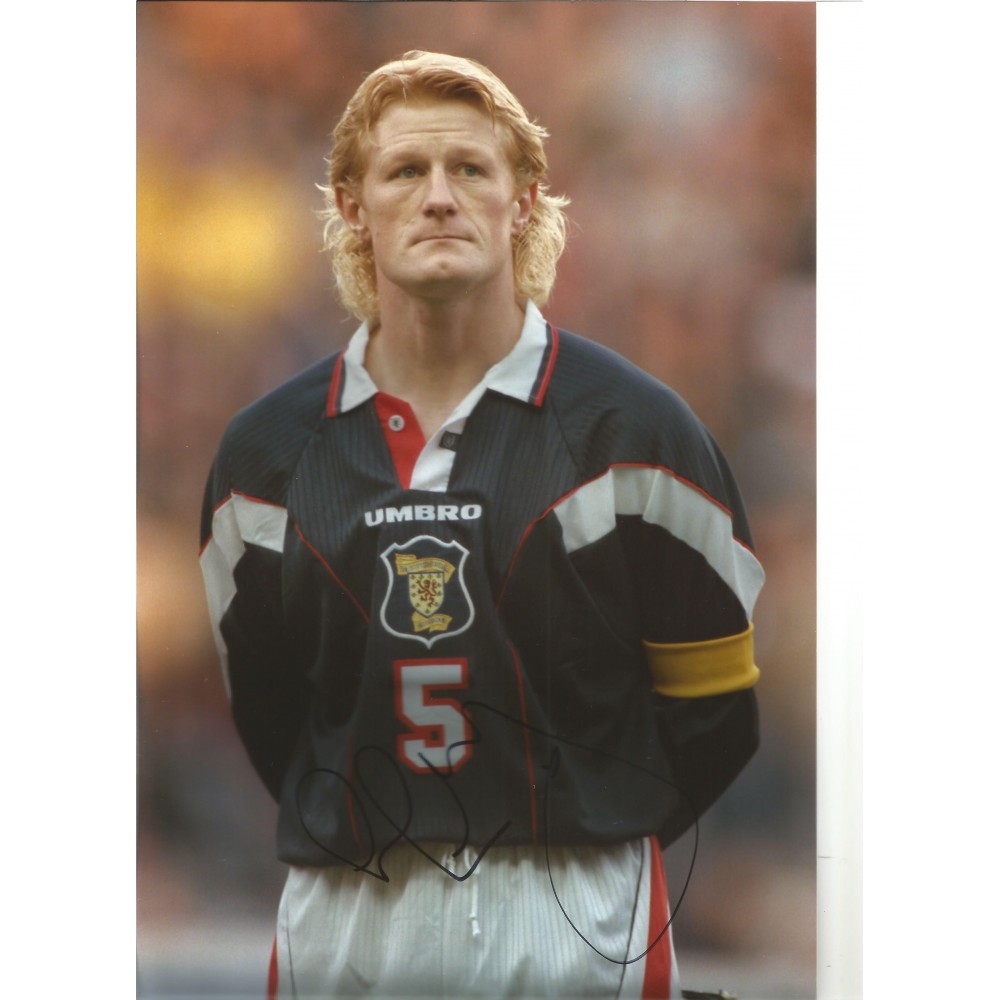 Gordon Durie Scotland Signed 10 x 8 inch football photo. Gordon Durie Scotland Signed 10 x 8 inch football photo.