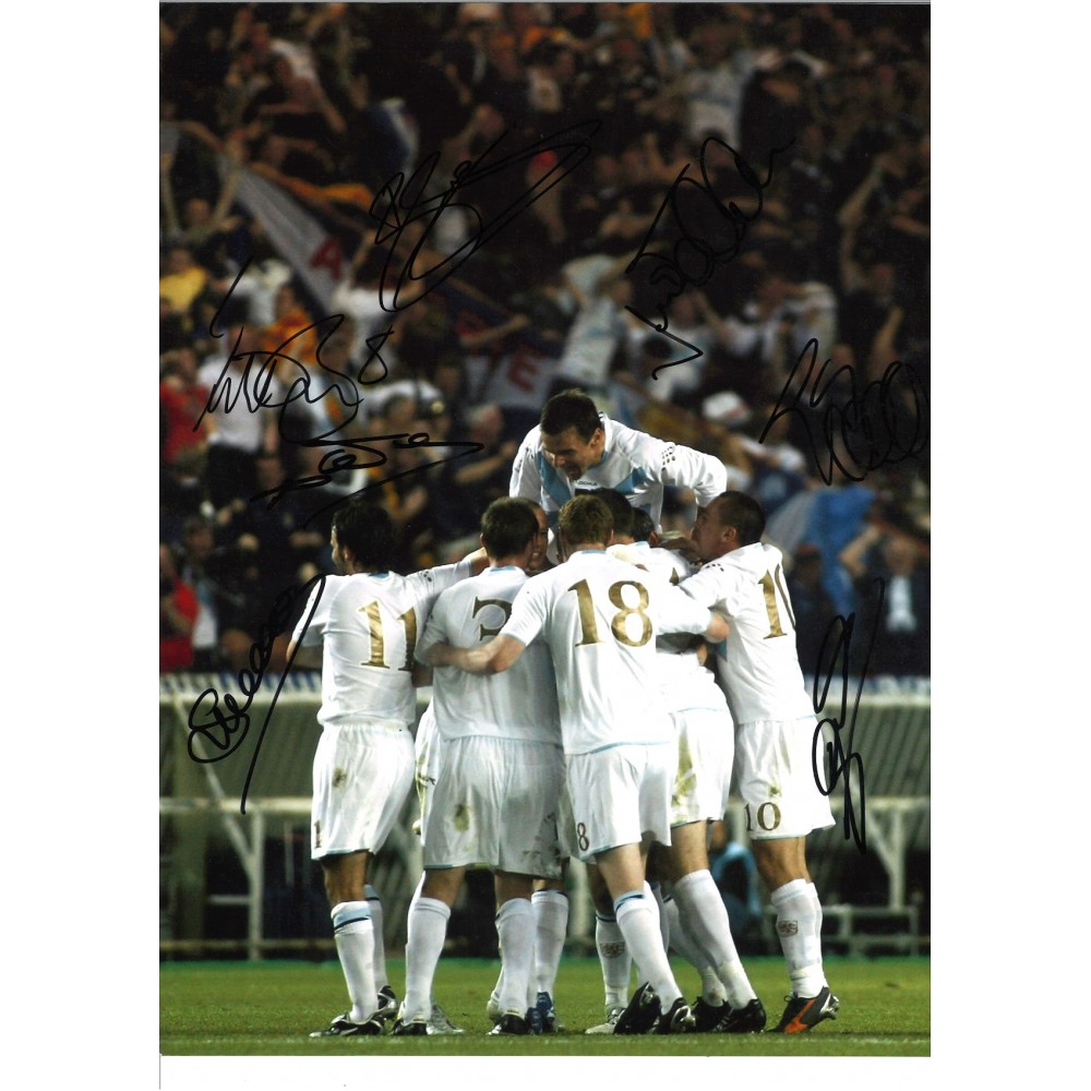 France multi Scotland Signed 16 x 12 inch football photo. France multi Scotland Signed 16 x 12 inch football photo.