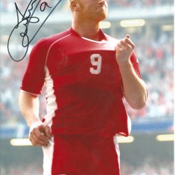 John Hartson Wales Signed 10 x 8 inch football photo. John Hartson Wales Signed 10 x 8 inch football photo.