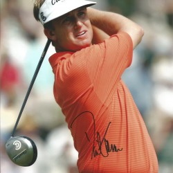 David Toms Signed 10 x 8 inch golf photo. David Toms Signed 10 x 8 inch golf photo.