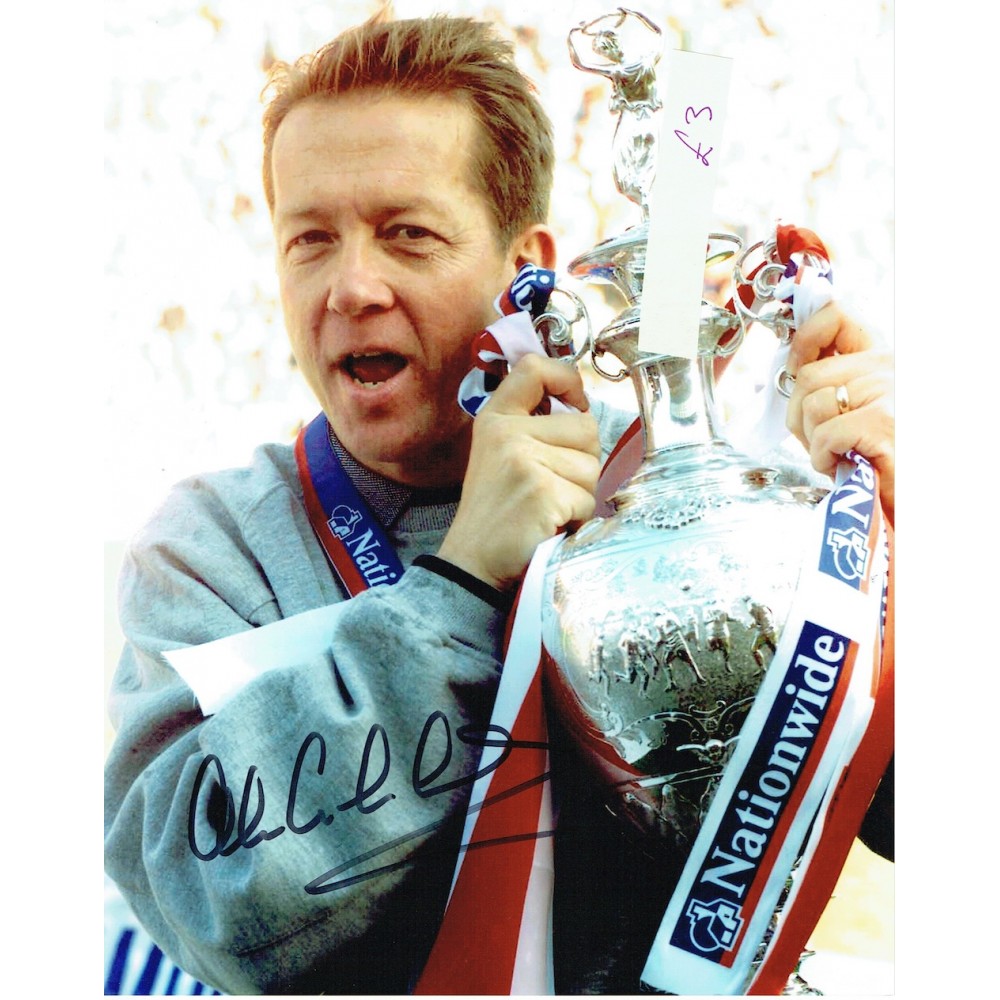 Alan Curbishley Signed 8x10 Charlton Play Off Final Photograph Alan Curbishley Signed 8x10 Charlton Play Off Final Photograph