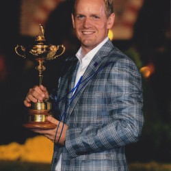 Luke Donald Autograph 8x10 Signed 2013 Ryder Cup Golf Photograph Luke Donald Autograph 8x10 Signed 2013 Ryder Cup Golf Photograph