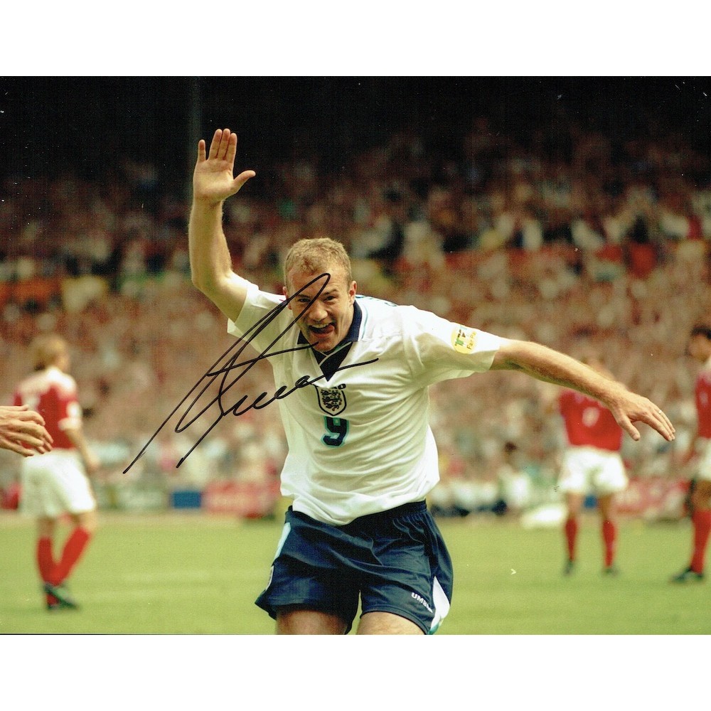 Alan Shearer Signed England 8x10 Inch Football Photograph Alan Shearer Signed England 8x10 Inch Football Photograph