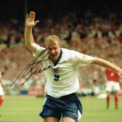 Alan Shearer Signed England 8x10 Inch Football Photograph Alan Shearer Signed England 8x10 Inch Football Photograph