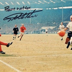 Geoff Hurst Signed 12 x 8 Inch World Cup1966 Colour Photograph Geoff Hurst Signed 12 x 8 Inch World Cup1966 Colour Photograph