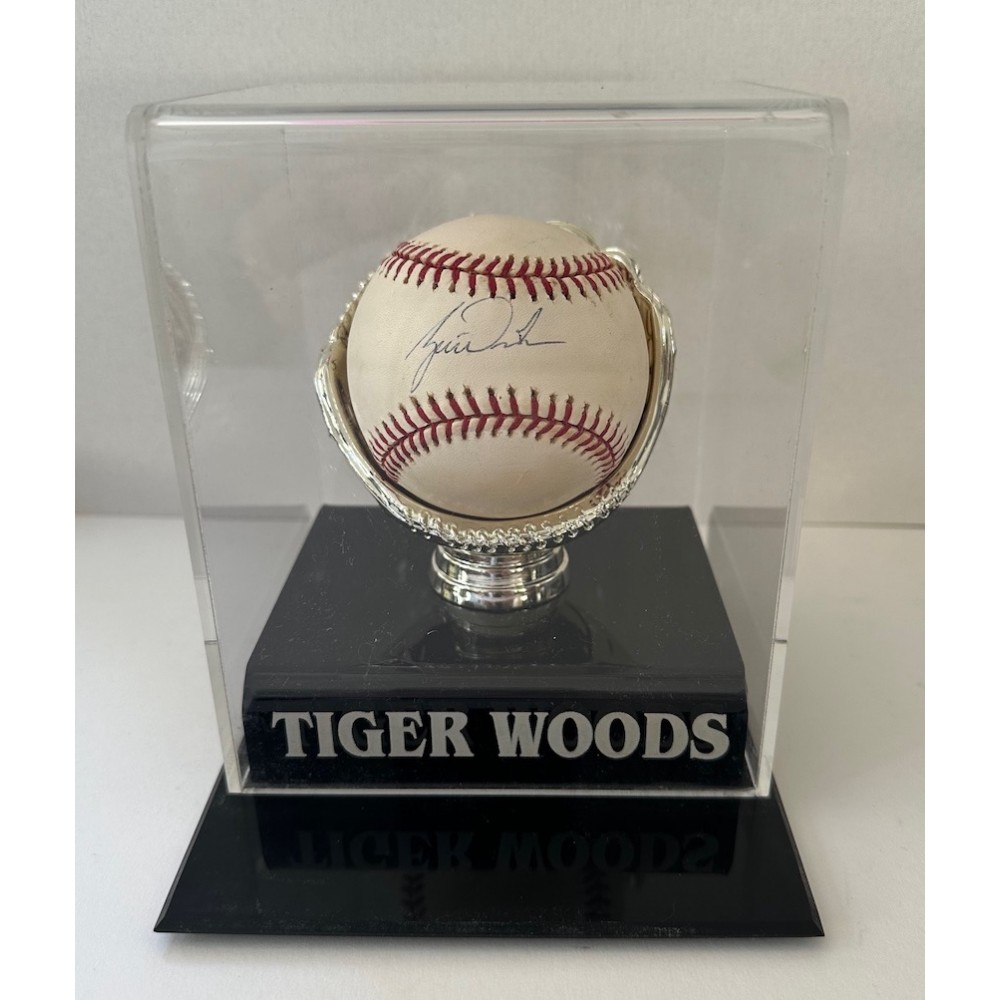 Tiger Woods Signed Baseball Display Tiger Woods Signed Baseball Display