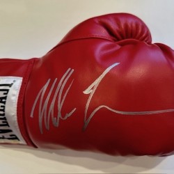 Mike Tyson Signed 10 Ounce Everlast Boxing Glove Mike Tyson Signed 10 Ounce Everlast Boxing Glove