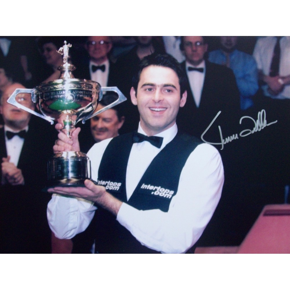 Snooker Ronnie O'Sullivan 12x16 Signed Snooker Photograph