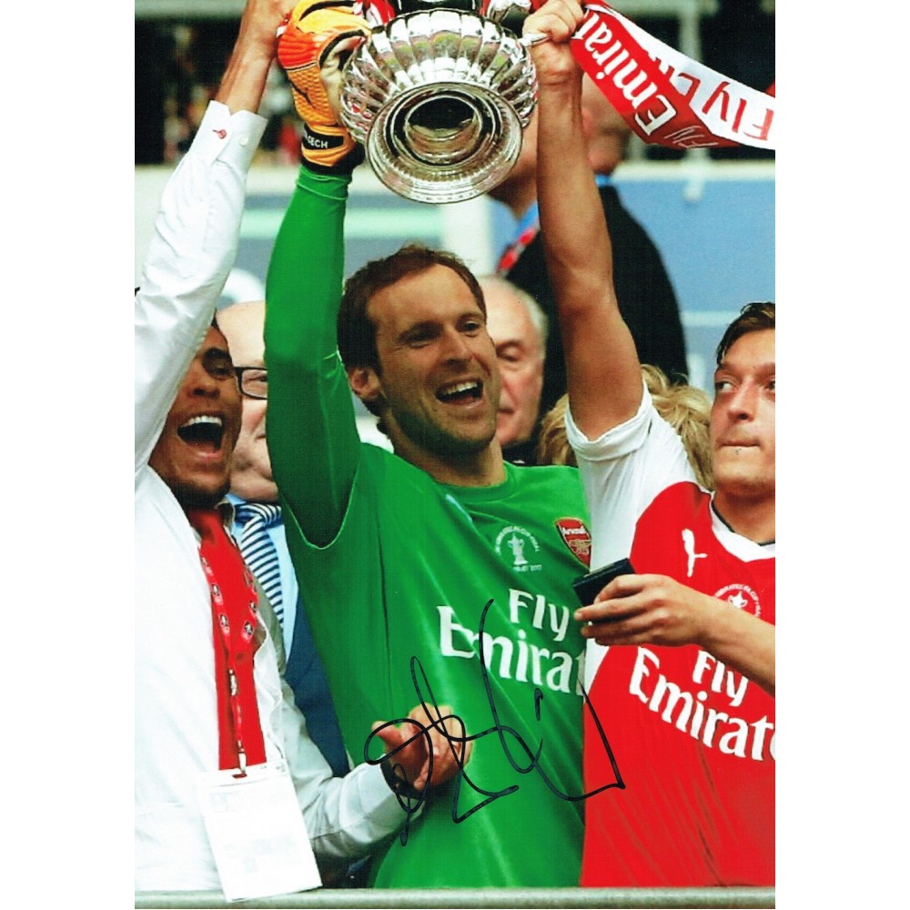 Petr Cech Autograph Signed Arsenal 2017 FA Cup 8x12 Inch Football Photograph Petr Cech Autograph Signed Arsenal 2017 FA Cup 8x12 Inch Football Photograph