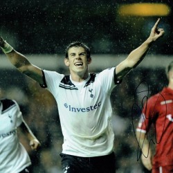 Gareth Bale Signed 16x12 Tottenham Hotspur Football Photograph Gareth Bale Signed 16x12 Tottenham Hotspur Football Photograph