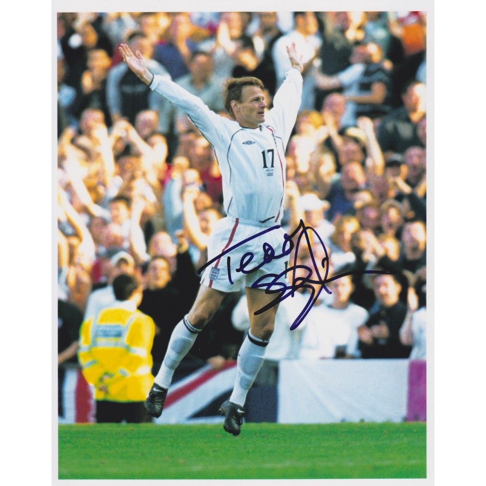 Teddy Sheringham Autograph Signed England 8x10 Football Photograph Teddy Sheringham Autograph Signed England 8x10 Football Photograph
