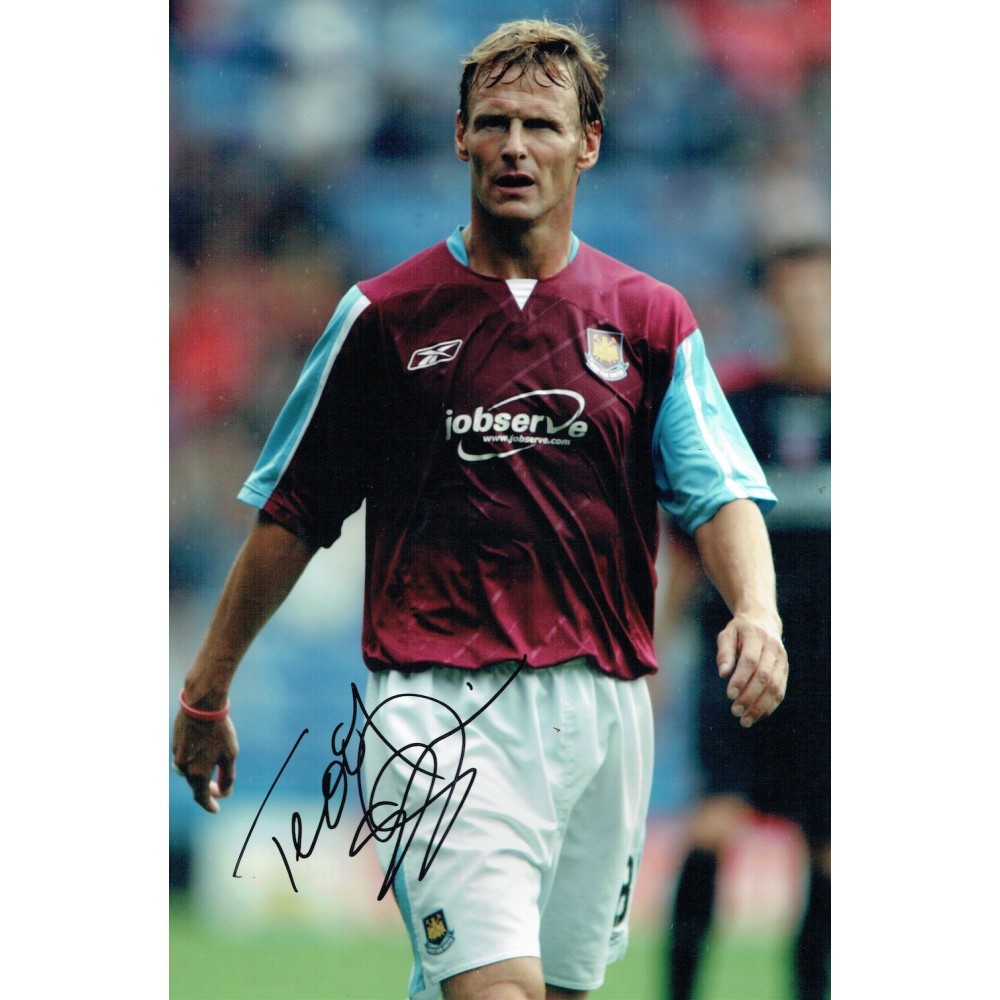 Teddy Sheringham Signed West Ham United 8x12 Football Photograph Teddy Sheringham Signed West Ham United 8x12 Football Photograph