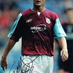 Teddy Sheringham Signed West Ham United 8x12 Football Photograph Teddy Sheringham Signed West Ham United 8x12 Football Photograph