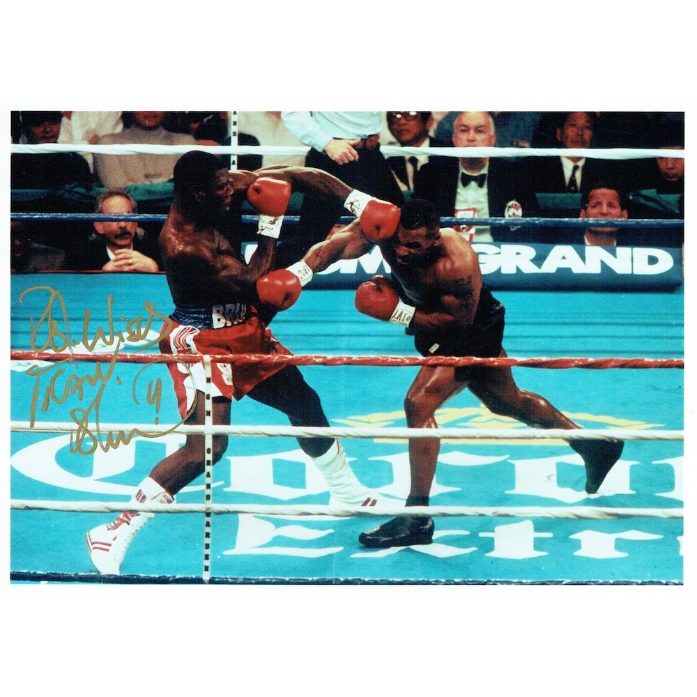 Boxing Frank Bruno Autograph Signed In Gold Pen 8x10 Photograph In Action Against Mike Tyson Boxing Frank Bruno Autograph Signed In Gold Pen 8x10 Photograph In Action Against Mike Tyson