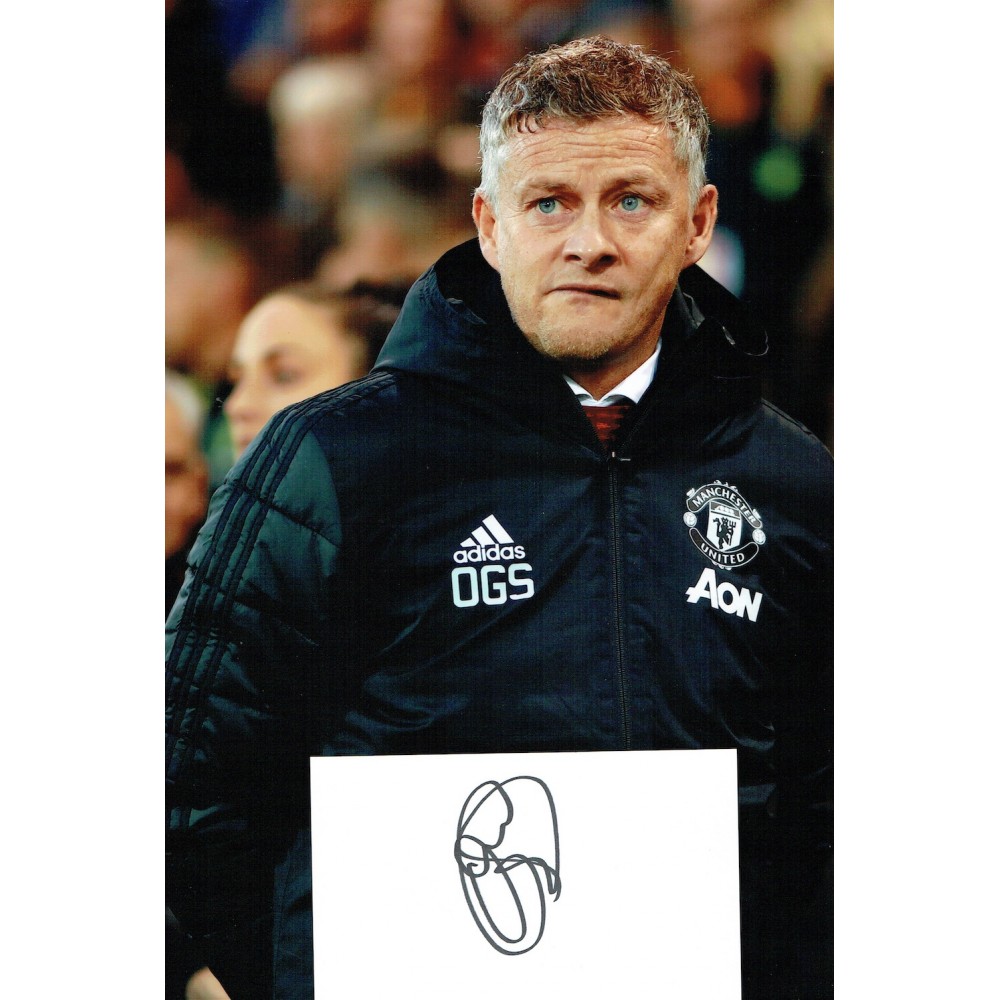 Ole Gunnar Solskjaer Signed White Card Together With Manchester Utd 8x12 Football Photograph Ole Gunnar Solskjaer Signed White Card Together With Manchester Utd 8x12 Football Photograph