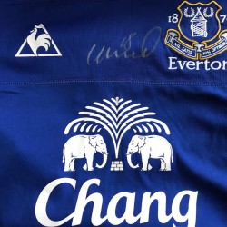 Phil Neville Signed Everton Game Worn/Issued Blue No.18 Shirt Season 2005-06
