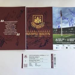 West Ham United FAREWELL BOLEYN Programme Signed By 19 Legends Ex West Ham Players Football Programme & Ticket West Ham United FAREWELL BOLEYN Programme Signed By 19 Legends Ex West Ham Players Football Programme & Ticket