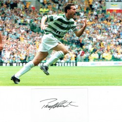 Paul Lambert Signed White Index Card Together With A 12x8 Glasgow Celtic Football Photograph Paul Lambert Signed White Index Card Together With A 12x8 Glasgow Celtic Football Photograph
