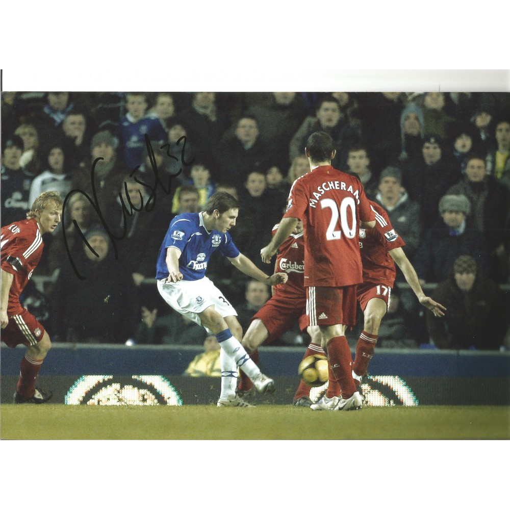 Dan Gosling Everton Signed 10 x 8 inch football photo.
