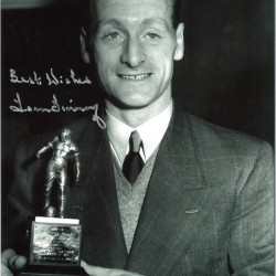 Tom Finney Preston Signed 12 x 8 inch football photo.