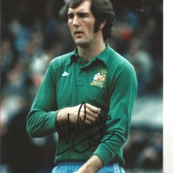 Joe Corrigan Manchester City Signed 10 x 8 inch football photo. Joe Corrigan Manchester City Signed 10 x 8 inch football photo.