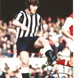 Malcolm Mcdonald Newcastle Signed 10 x 8 inch football photo. Malcolm Mcdonald Newcastle Signed 10 x 8 inch football photo.