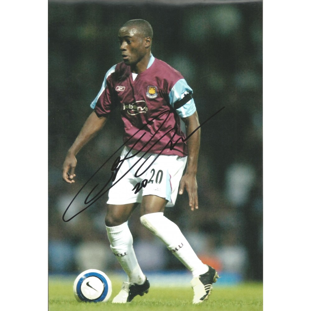 Nigel Reo Coker West Ham Signed 10 x 8 inch football photo. Nigel Reo Coker West Ham Signed 10 x 8 inch football photo.