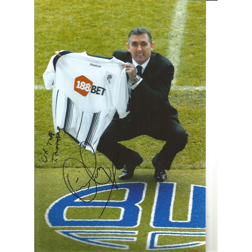 Owen Coyle Bolton Signed 10 x 8 inch football photo. Owen Coyle Bolton Signed 10 x 8 inch football photo.