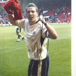 Brian Howard Barnsley Signed 10 x 8 inch football photo. Brian Howard Barnsley Signed 10 x 8 inch football photo.
