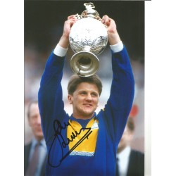 John Lukic Leeds United Signed 10 x 8 inch football photo.