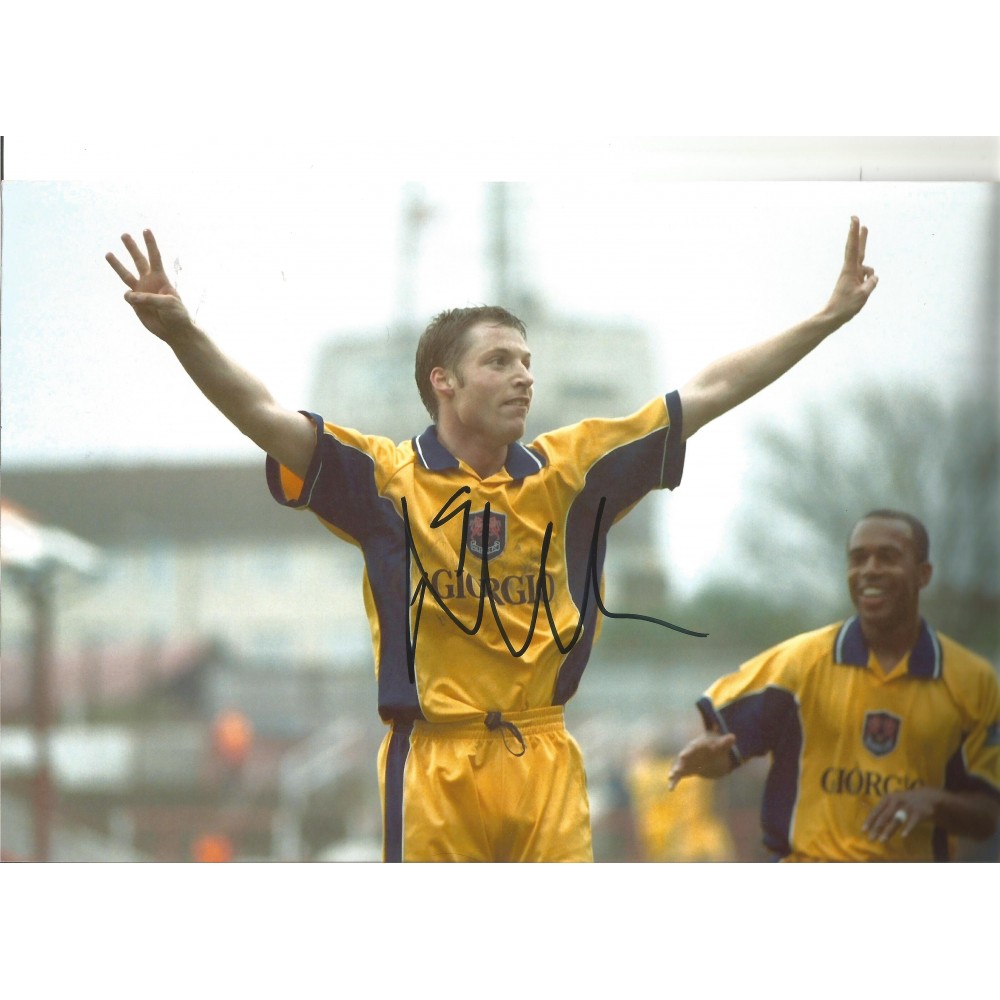 Neil Harris Millwall Signed 10 x 8 inch football photo. Neil Harris Millwall Signed 10 x 8 inch football photo.