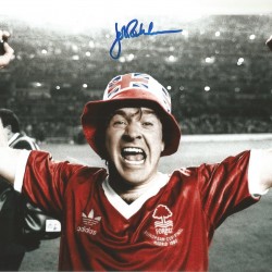 John Robertson Notts Forest Signed 12 x 8 inch football photo. John Robertson Notts Forest Signed 12 x 8 inch football photo.