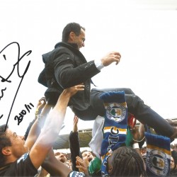 Roberto Martinez Wigan Signed 12 x 8 inch football photo. Roberto Martinez Wigan Signed 12 x 8 inch football photo.
