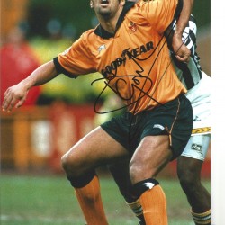 Don Goodman Wolves Signed 10 x 8 inch football photo. Don Goodman Wolves Signed 10 x 8 inch football photo.