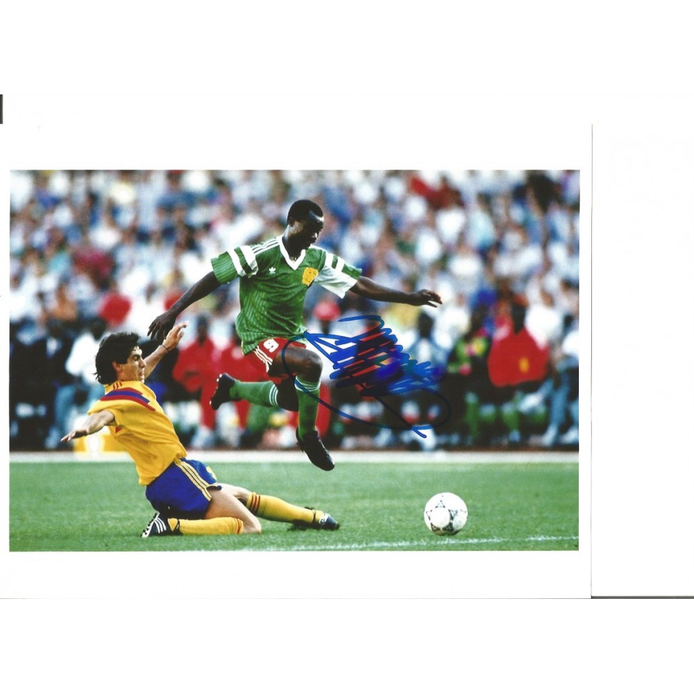 Roger Milla Cameroon Signed 10 x 8 inch football photo. Roger Milla Cameroon Signed 10 x 8 inch football photo.