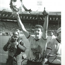 John Aldridge Oxford 12 x 8 inch football photo. John Aldridge Oxford 12 x 8 inch football photo.