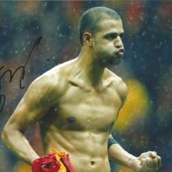 Felipe Melo Galatasaray signed 12 x 8 colour football photo. Felipe Melo Galatasaray signed 12 x 8 colour football photo.